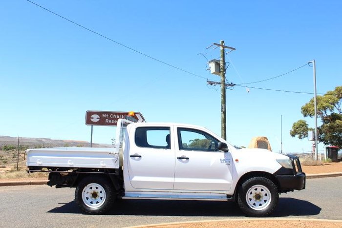 2014 Toyota Hilux SR