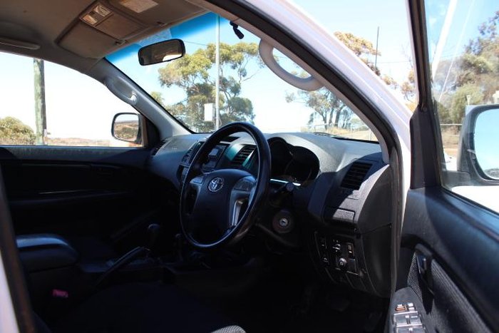 2014 Toyota Hilux SR