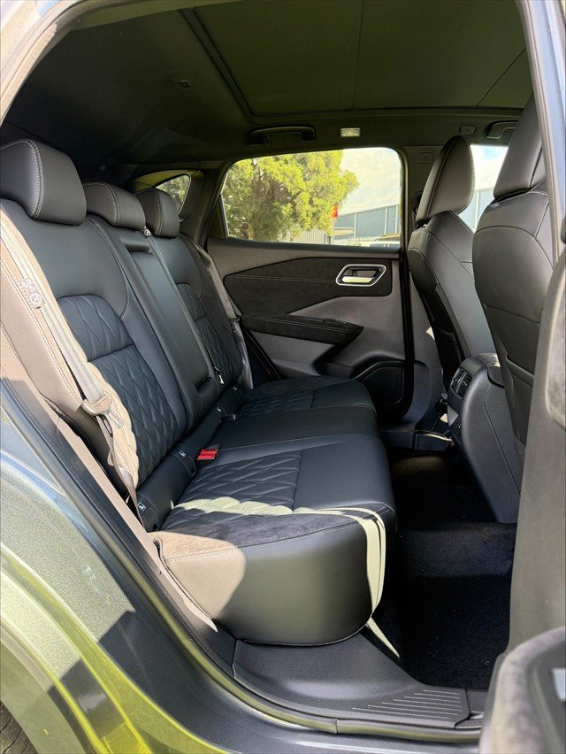 2025 Nissan J12 TI-L