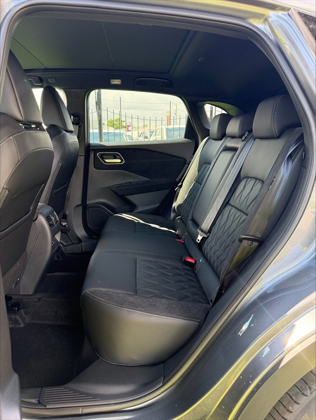 2025 Nissan J12 TI-L