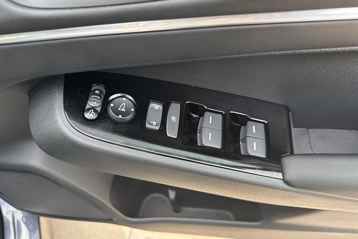 2023 Honda HR-V e:HEV L