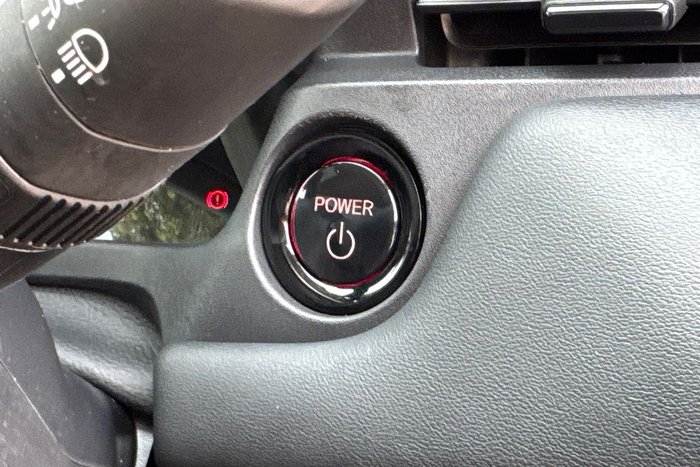 2023 Honda HR-V e:HEV L