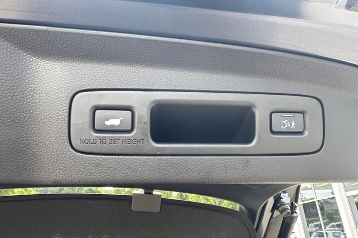 2023 Honda HR-V e:HEV L