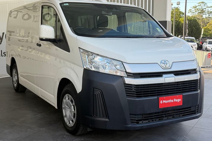 2022 Toyota Hiace