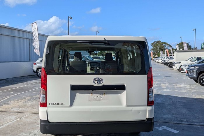 2022 Toyota Hiace