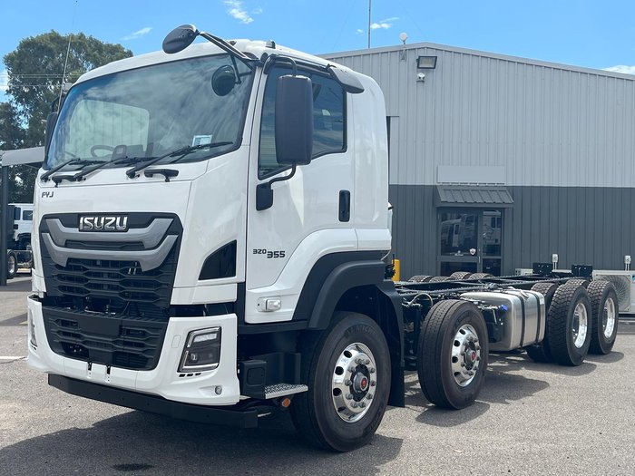 2025 Isuzu F Series