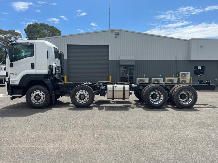 2025 Isuzu F Series FYJ 320-255 AT R58