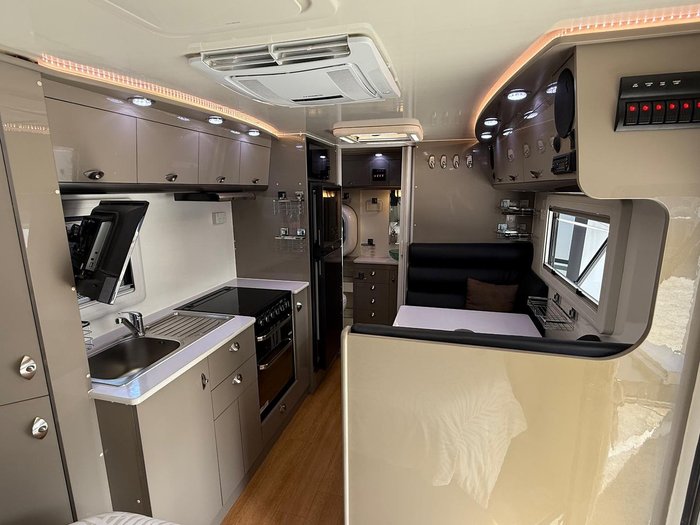 2019 Goldstar RV 17'