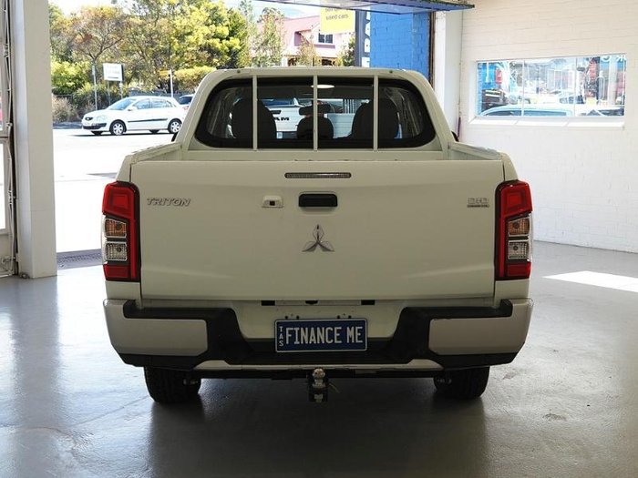 2020 Mitsubishi Triton GLX