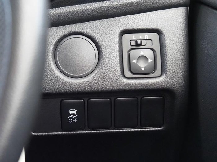 2020 Mitsubishi Triton GLX