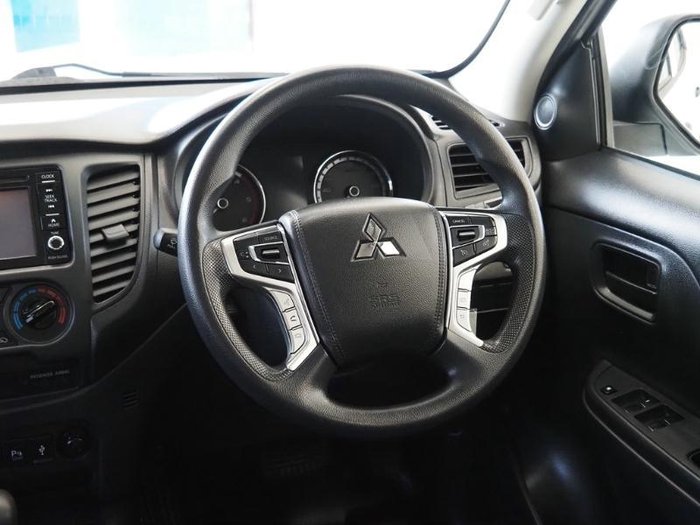 2020 Mitsubishi Triton GLX