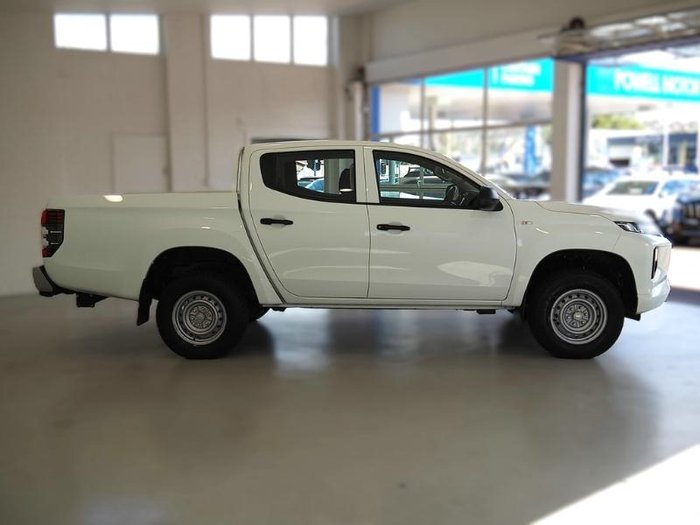 2020 Mitsubishi Triton GLX