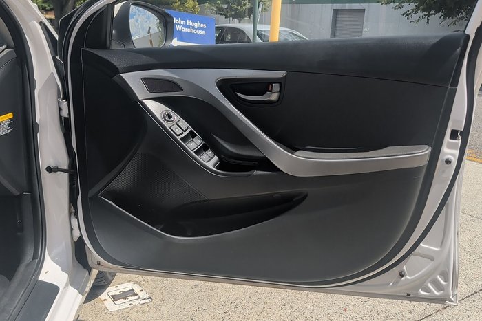 2013 Hyundai Elantra Active