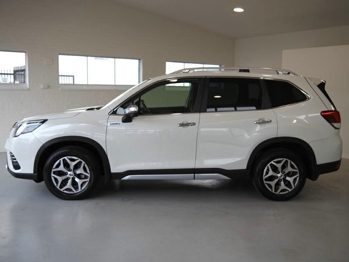 2022 Subaru Forester Hybrid L