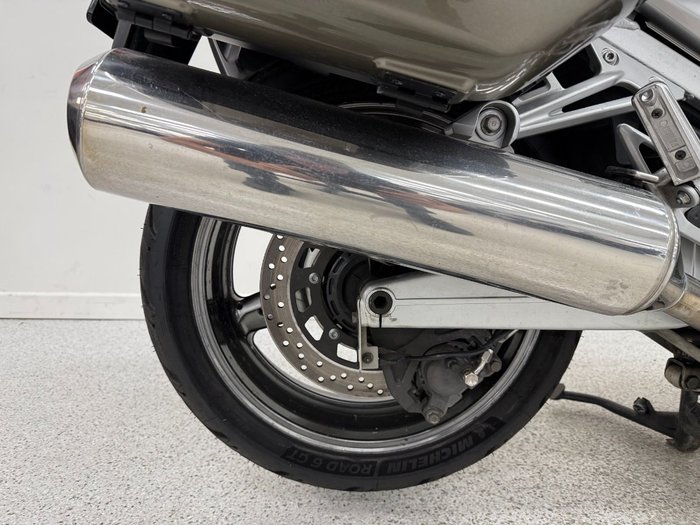 2006 YAMAHA FJR1300 gold