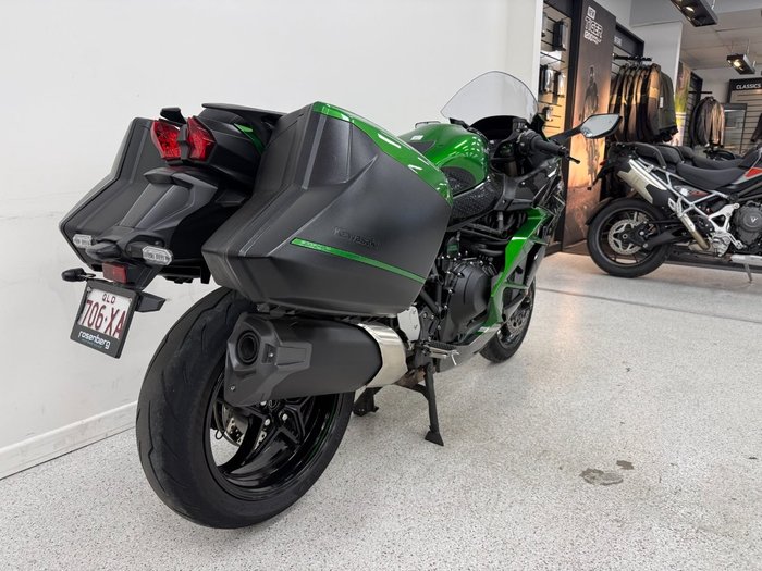 2022 Kawasaki NINJA H2 SX BLACK
