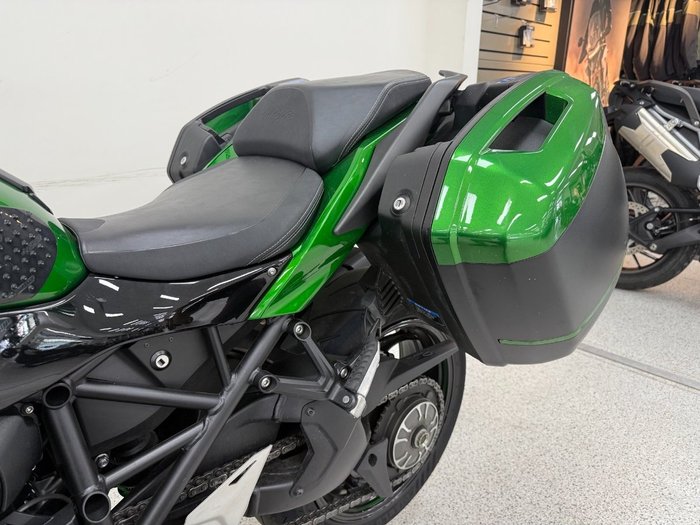 2022 Kawasaki NINJA H2 SX BLACK