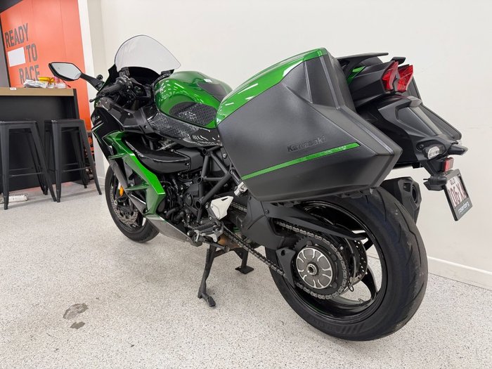 2022 Kawasaki NINJA H2 SX BLACK