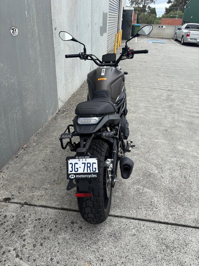 2022 Benelli Leoncino 800