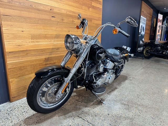 2017 HARLEY-DAVIDSON FLSTF FAT BOY