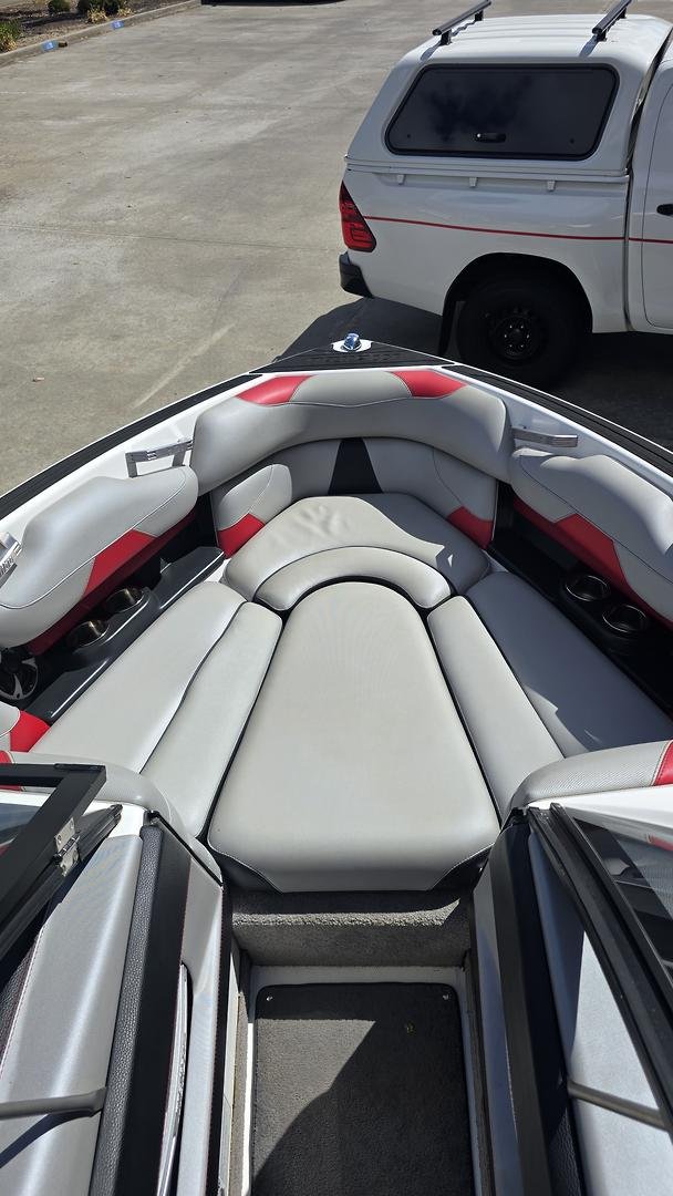 2017 Malibu Wakesetter 22 VLX