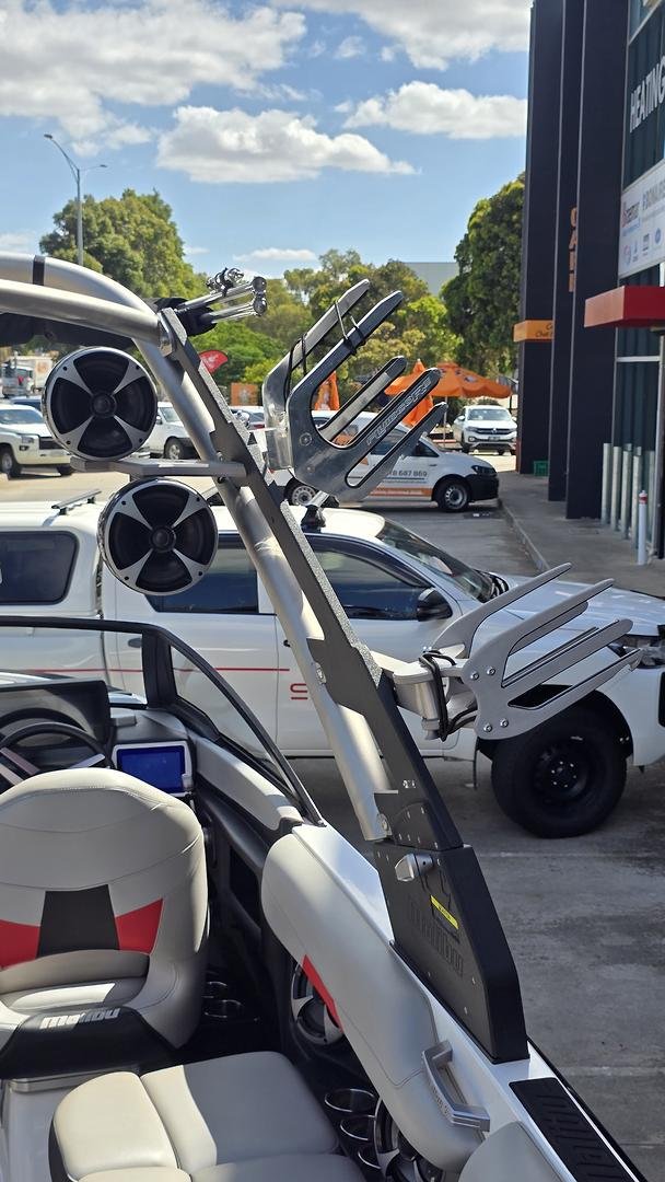 2017 Malibu Wakesetter 22 VLX