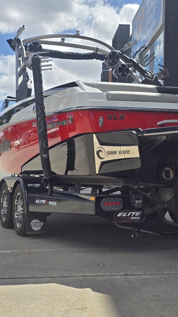 2017 Malibu Wakesetter 22 VLX