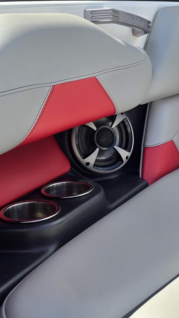 2017 Malibu Wakesetter 22 VLX