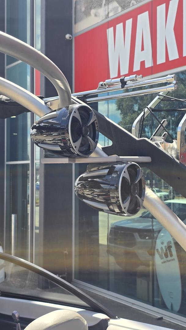 2017 Malibu Wakesetter 22 VLX