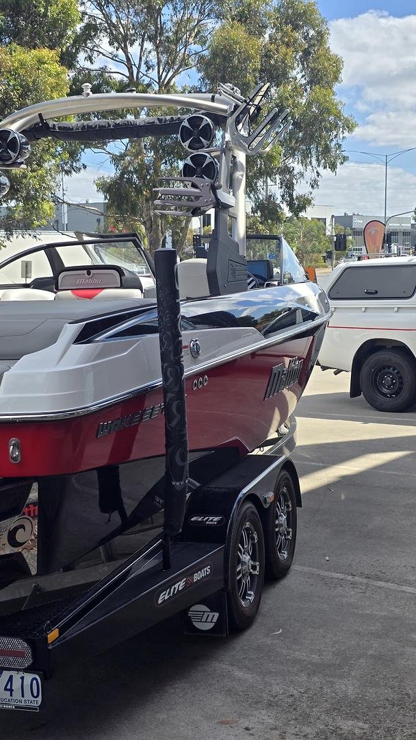 2017 Malibu Wakesetter 22 VLX