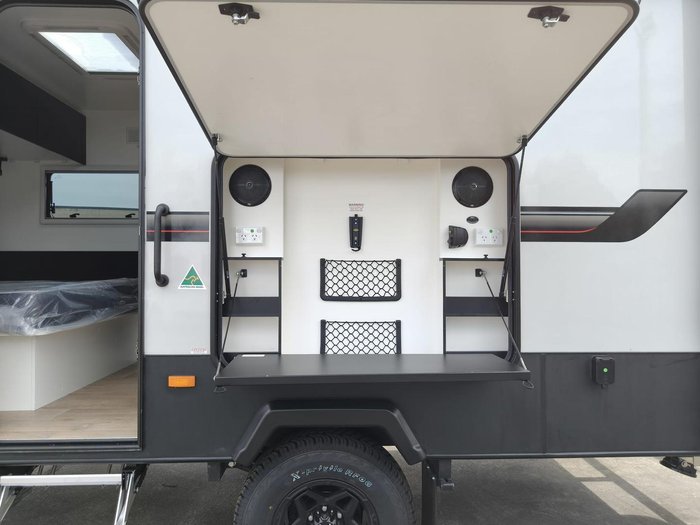 2026 Traveller Destination Track 15