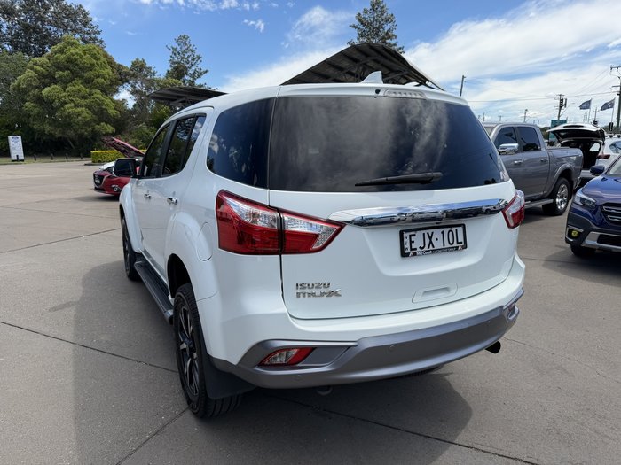 2020 Isuzu MU-X LS-U