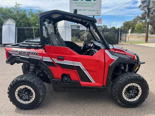 2019 Polaris GENERAL PREMIUM