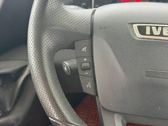 2018 Winnebago Iluka Iveco 4 Berth