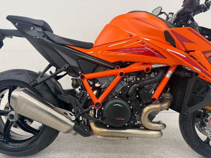 2026 Ktm 1390 SUPER DUKE R EVO Orange