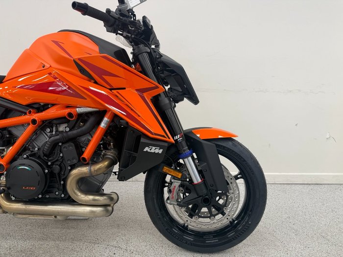 2026 Ktm 1390 SUPER DUKE R EVO Orange