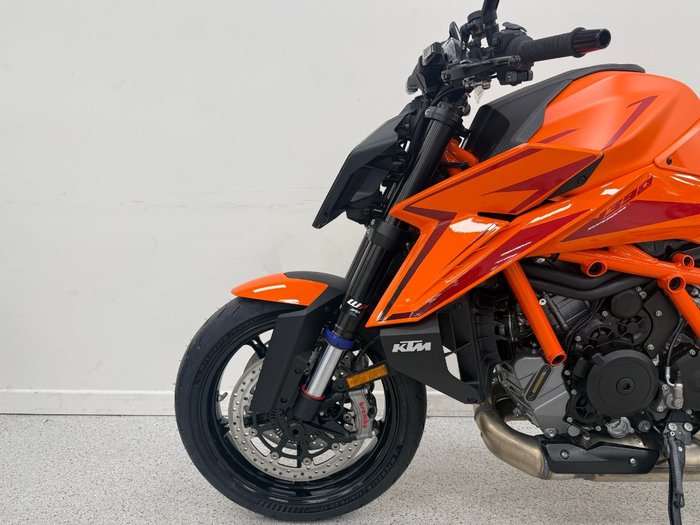 2026 Ktm 1390 SUPER DUKE R EVO Orange