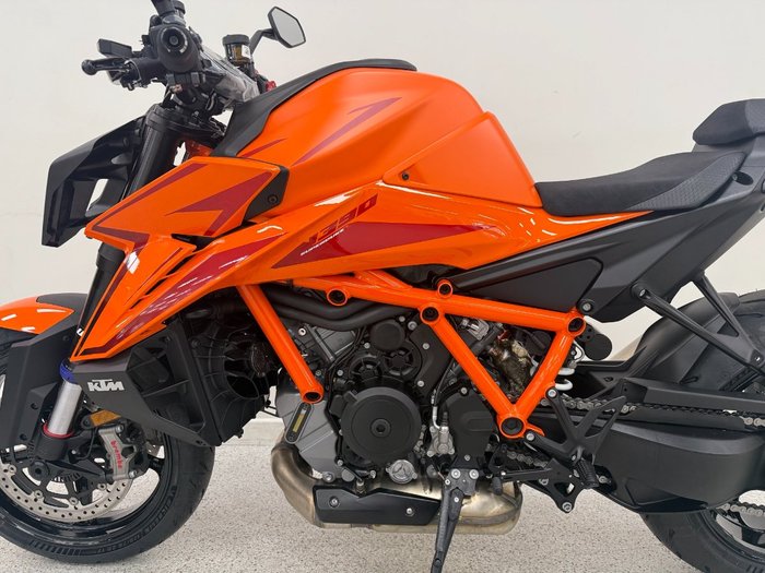 2026 Ktm 1390 SUPER DUKE R EVO Orange