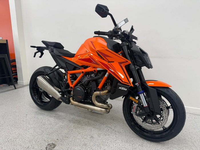 2026 Ktm 1390 SUPER DUKE R EVO Orange