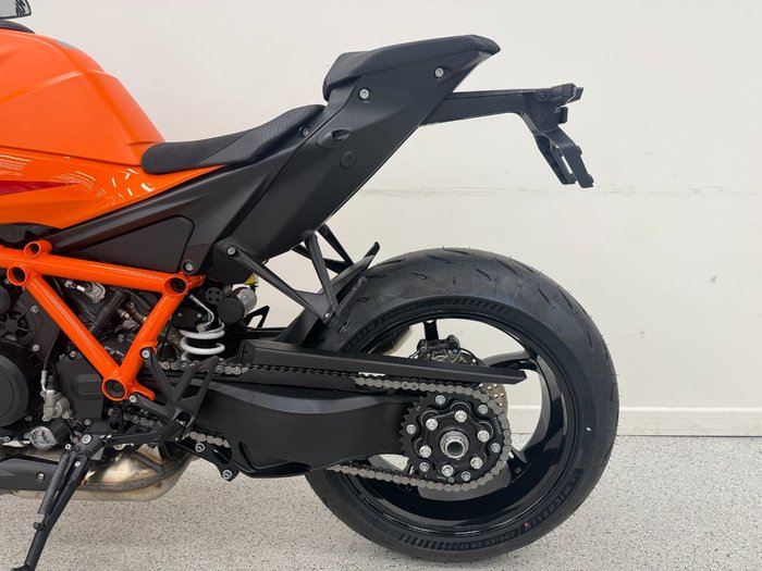2026 Ktm 1390 SUPER DUKE R EVO Orange