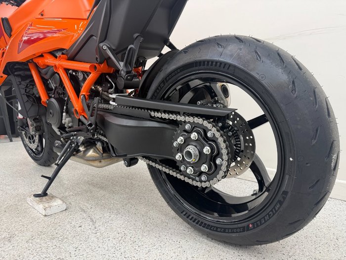2026 Ktm 1390 SUPER DUKE R EVO Orange