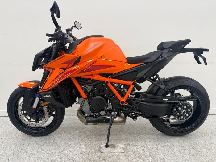 2026 Ktm 1390 SUPER DUKE R EVO Orange