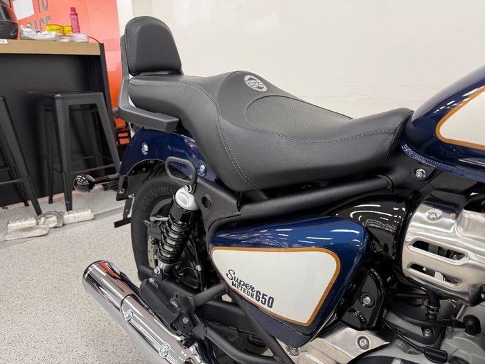 2026 Royal Enfield SUPER METEOR 650 Blue