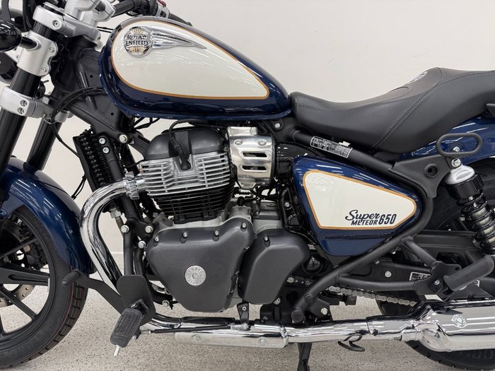 2026 Royal Enfield SUPER METEOR 650 Blue