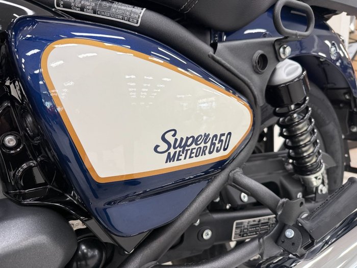 2026 Royal Enfield SUPER METEOR 650 Blue