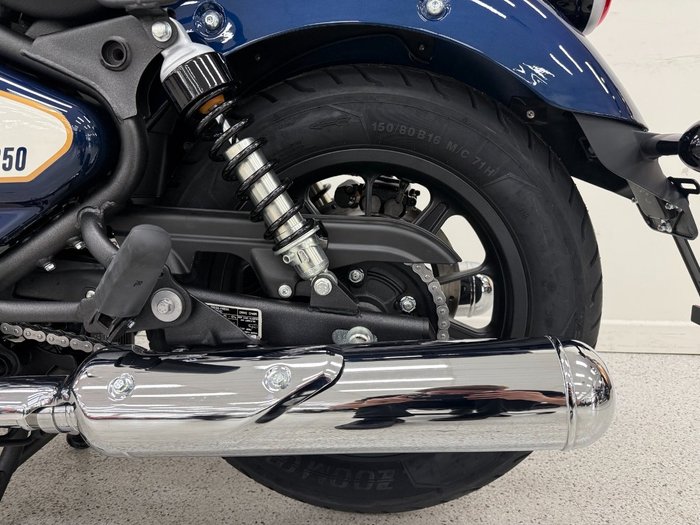 2026 Royal Enfield SUPER METEOR 650 Blue