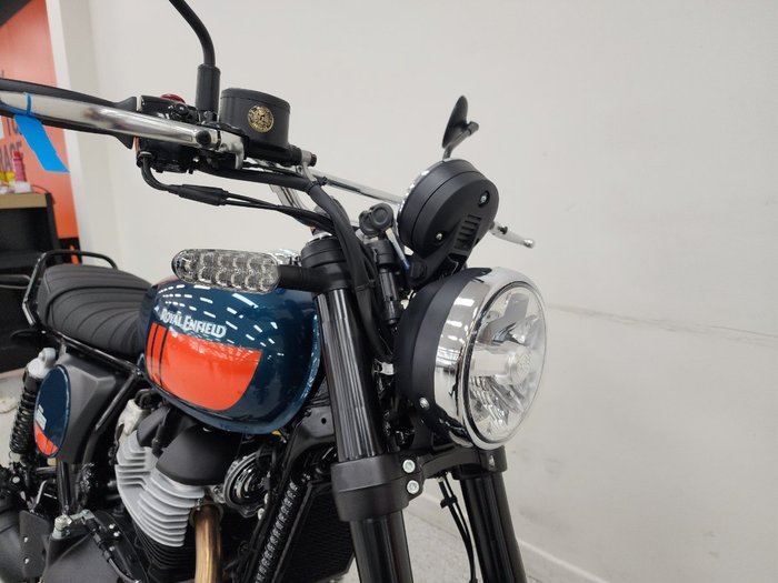 2026 Royal Enfield 2026 Royal Enfield 650CC INTERCEPTOR BEAR 650 Road Green