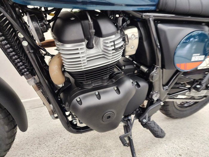 2026 Royal Enfield 2026 Royal Enfield 650CC INTERCEPTOR BEAR 650 Road Green