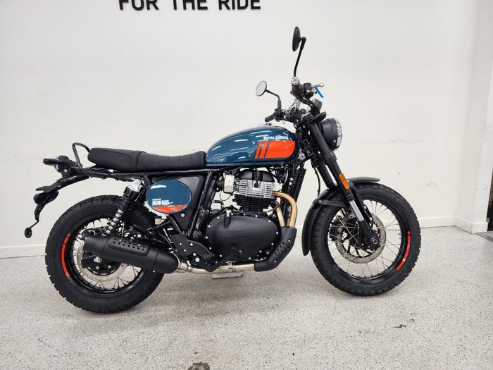 2026 Royal Enfield 2026 Royal Enfield 650CC INTERCEPTOR BEAR 650 Road Green