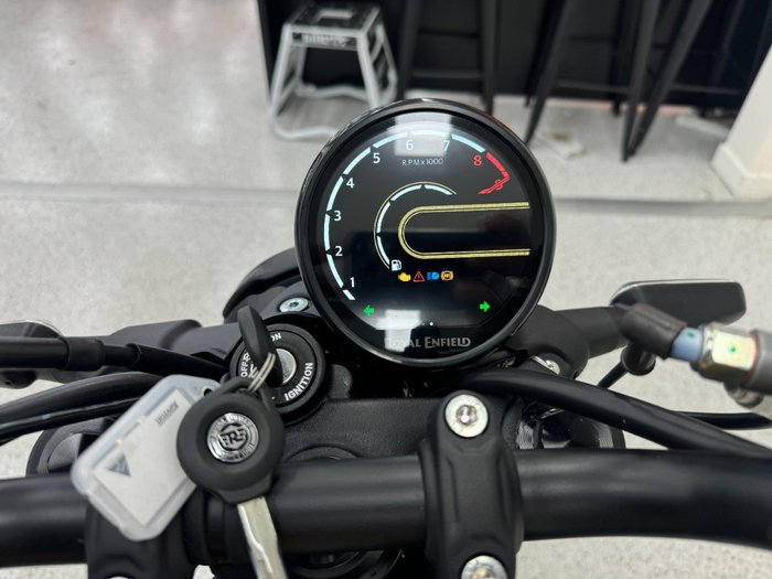 2026 Royal Enfield 2026 ROYAL ENFIELD 450CC GUERILLA 450 ROAD Yellow